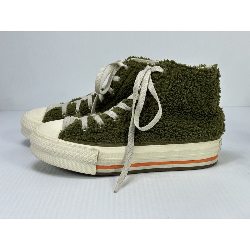 Size 4 Converse Chuck Taylor All Star Green Kids High Sherpa Sneakers 673198C